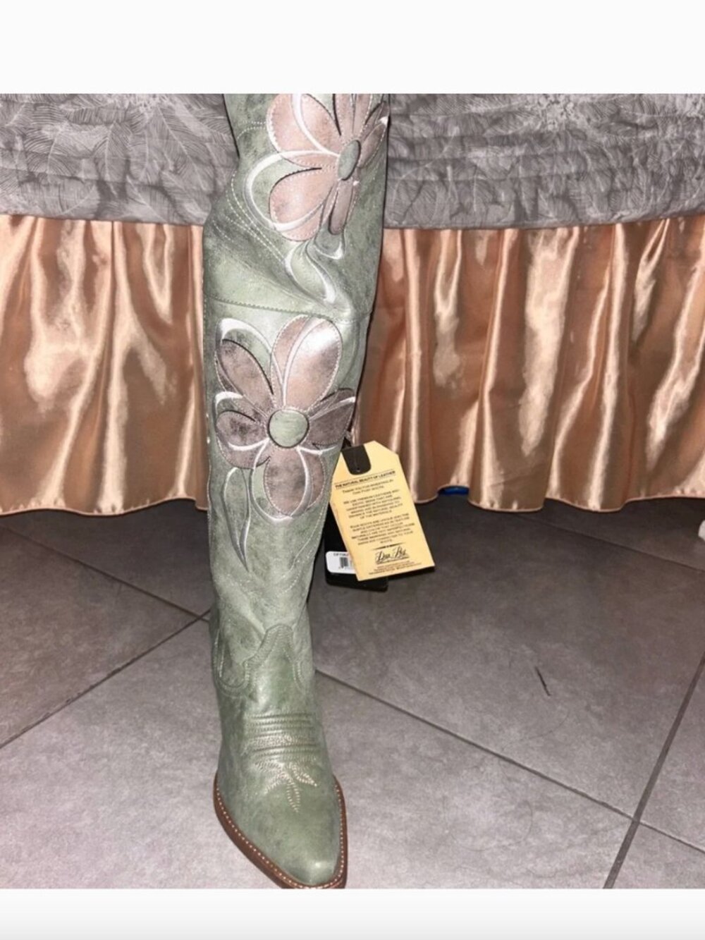 Dan Post Leather Jilted Floral Boots *NO LONGER MADE* - Picture 2 of 5